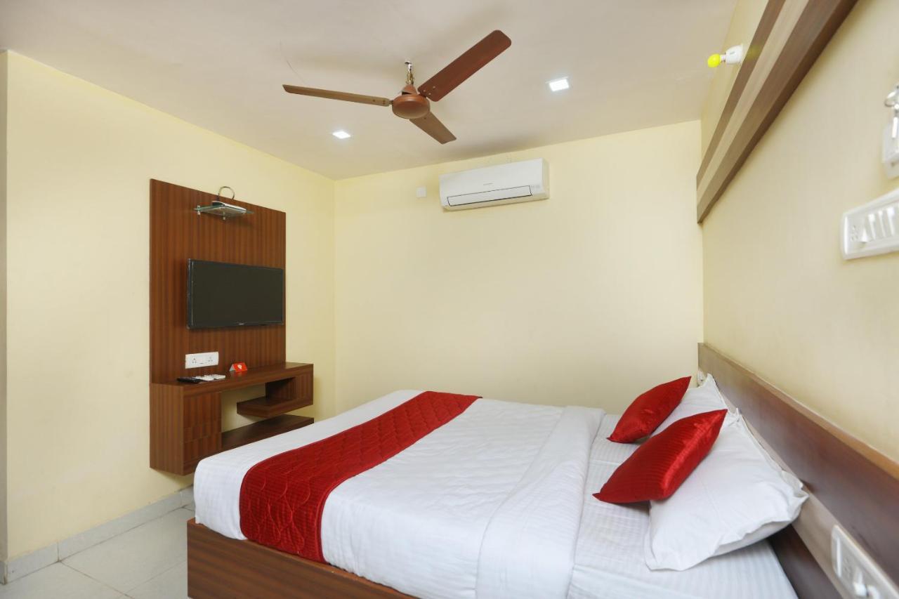 Oyo 7224 Krishna Prasad Hotel Chennai Exterior foto