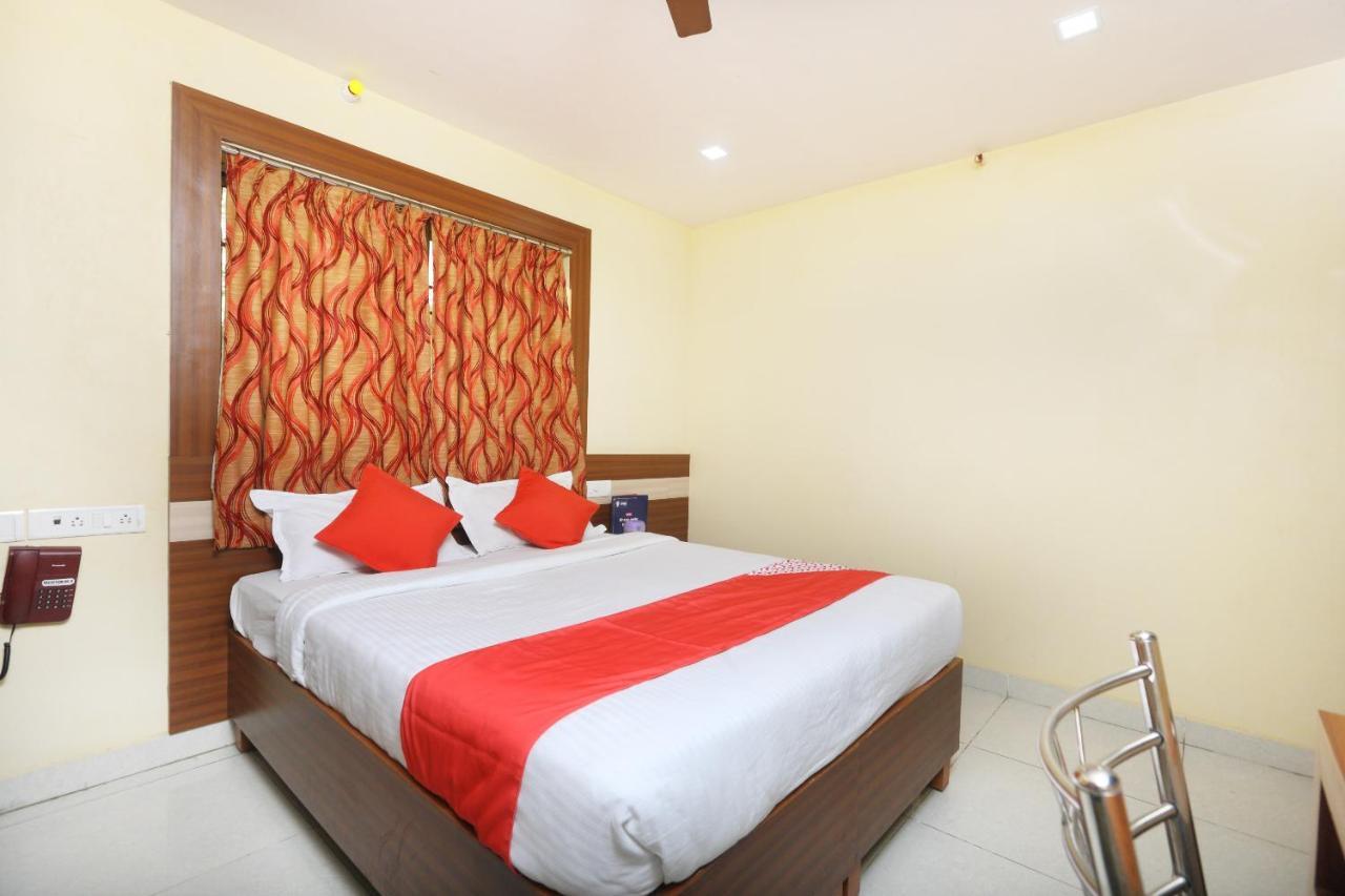 Oyo 7224 Krishna Prasad Hotel Chennai Exterior foto